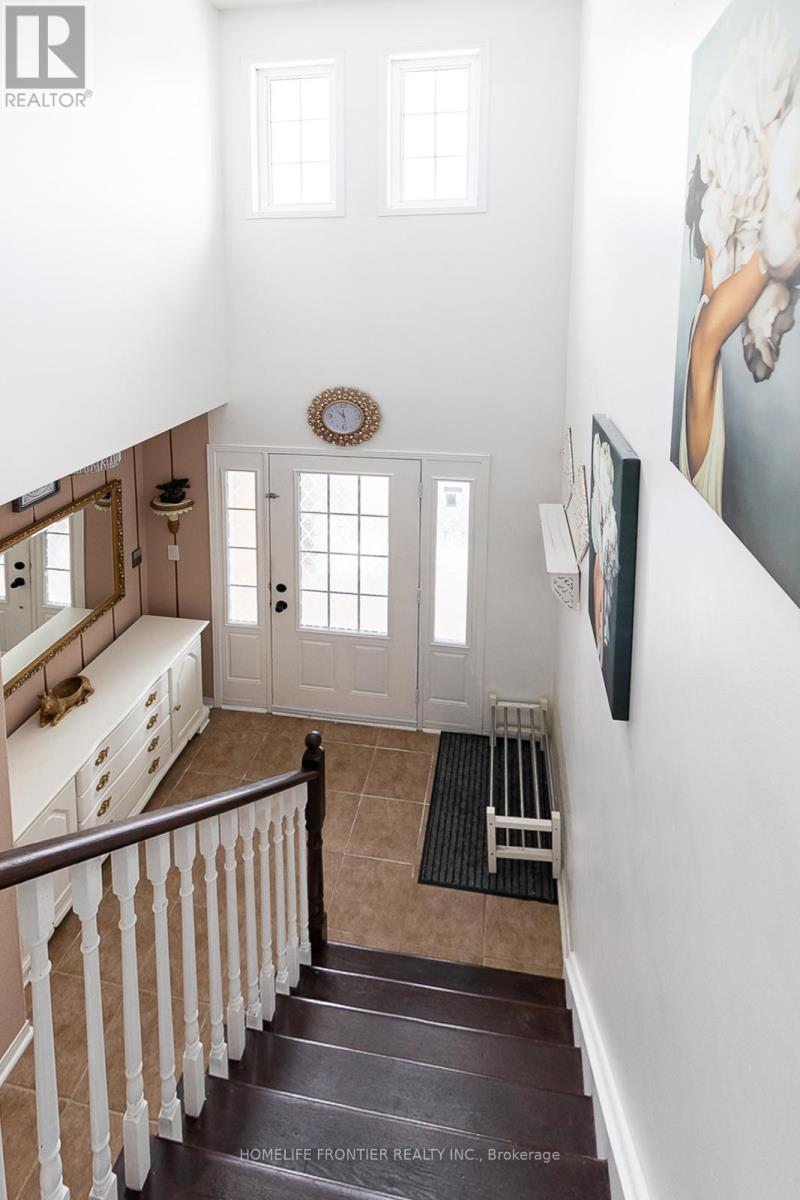 65 West Park Avenue, Bradford West Gwillimbury, Ontario  L3Z 0A7 - Photo 25 - N12777812