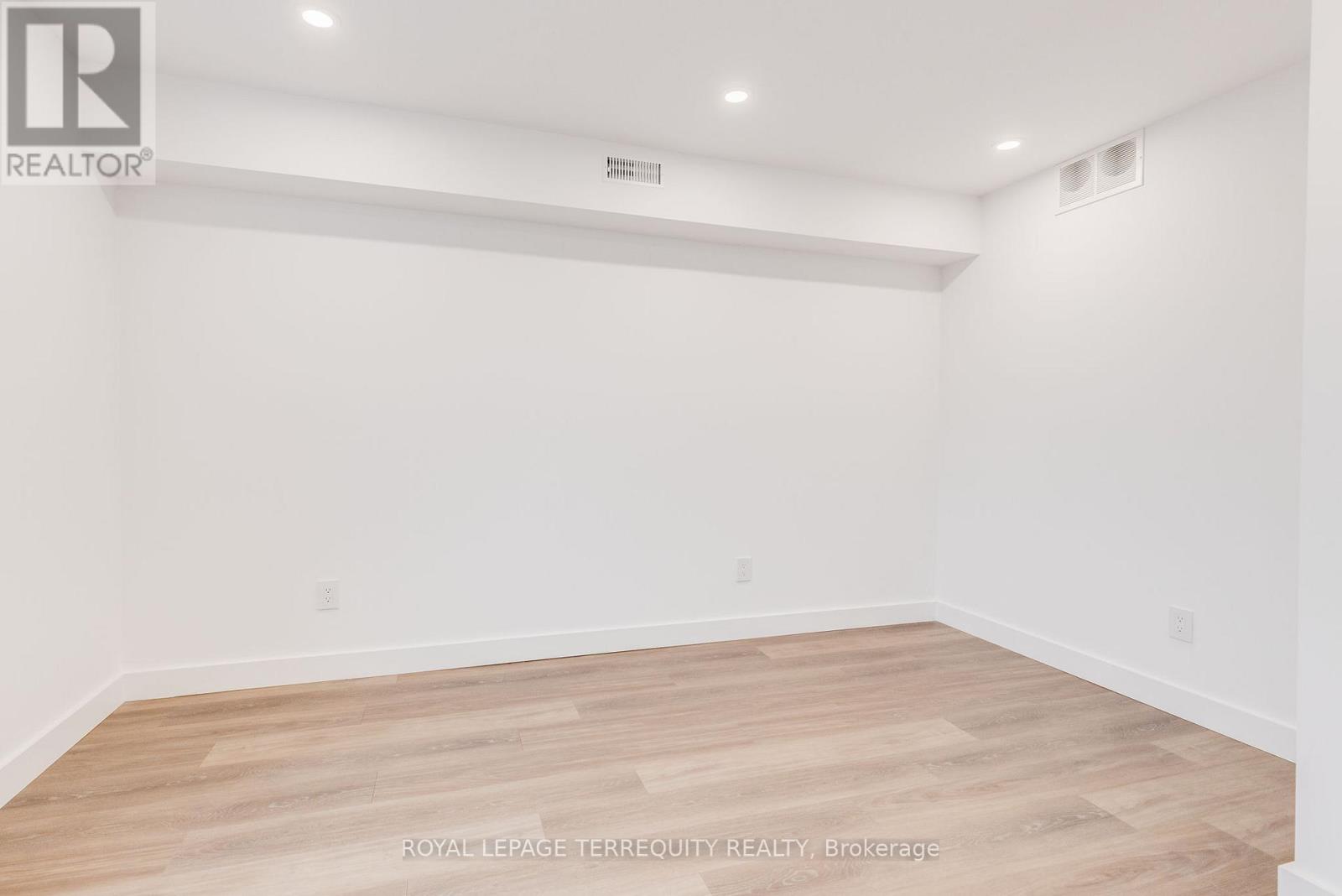 2 - 94 Earlscourt Avenue, Toronto, Ontario  M6E 4A9 - Photo 6 - W12777798