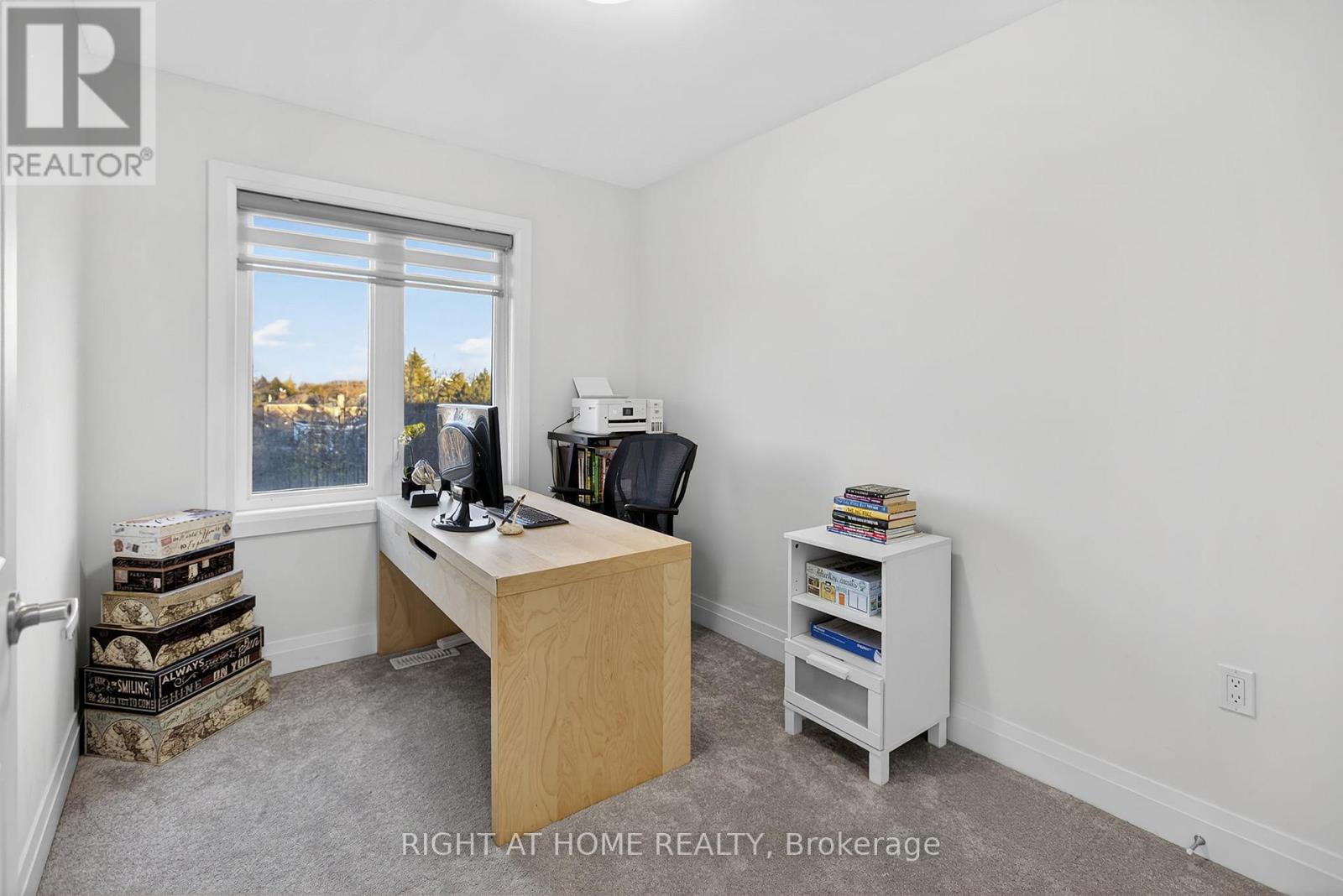 1802 Mitoff Place, Mississauga, Ontario  L4W 0E8 - Photo 18 - W12777800