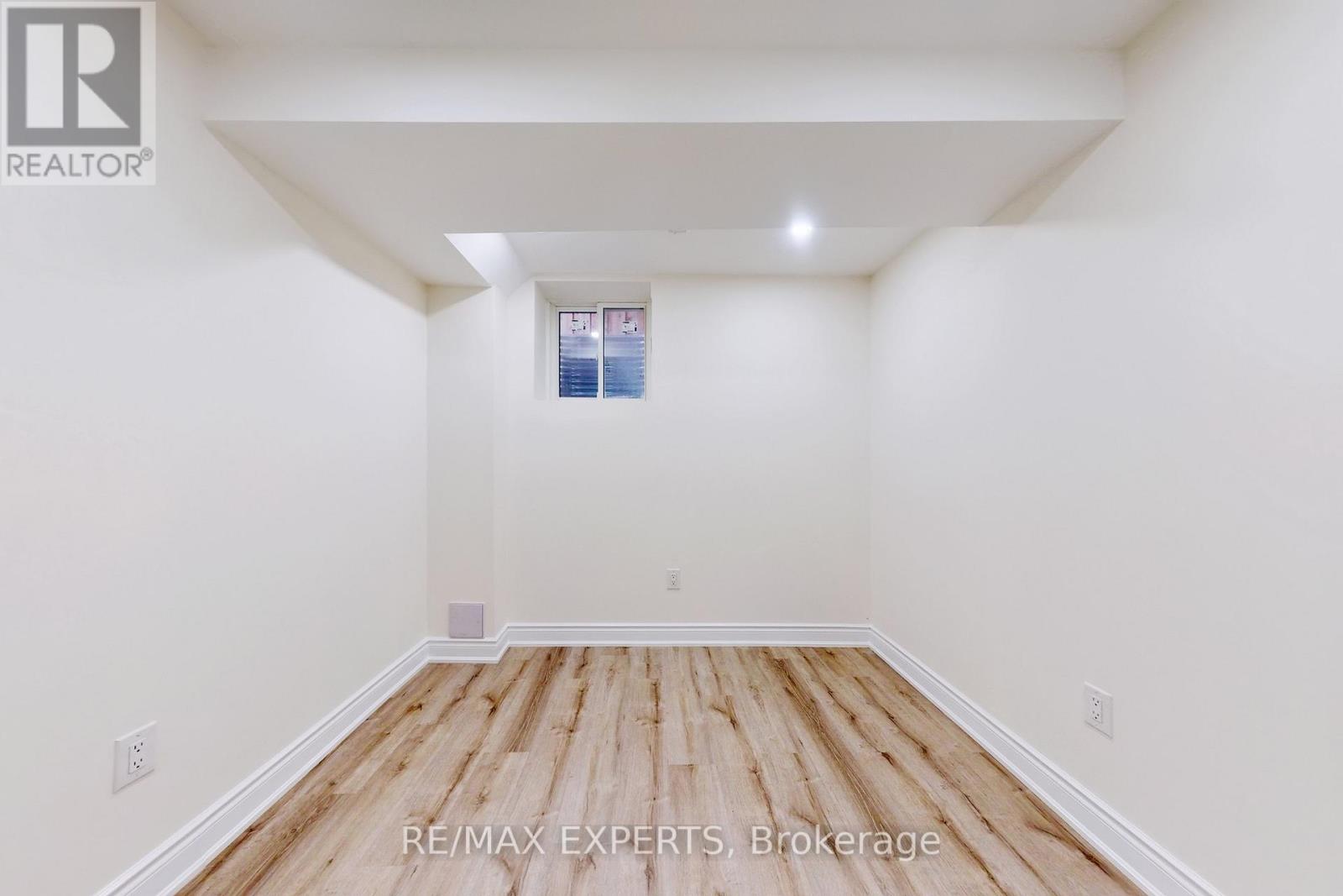 91 Aylesbury Drive, Brampton, Ontario  L7A 0W4 - Photo 6 - W12777806