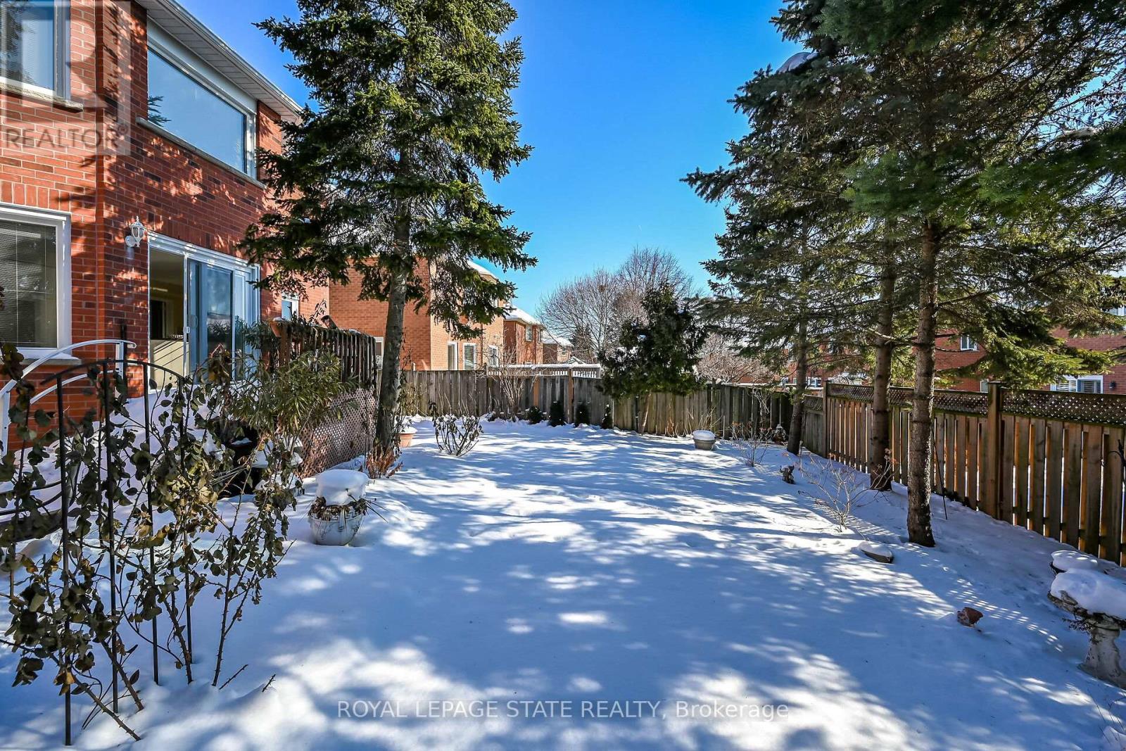 134 Huntingwood Avenue, Hamilton, Ontario  L9H 6X7 - Photo 36 - X12777796