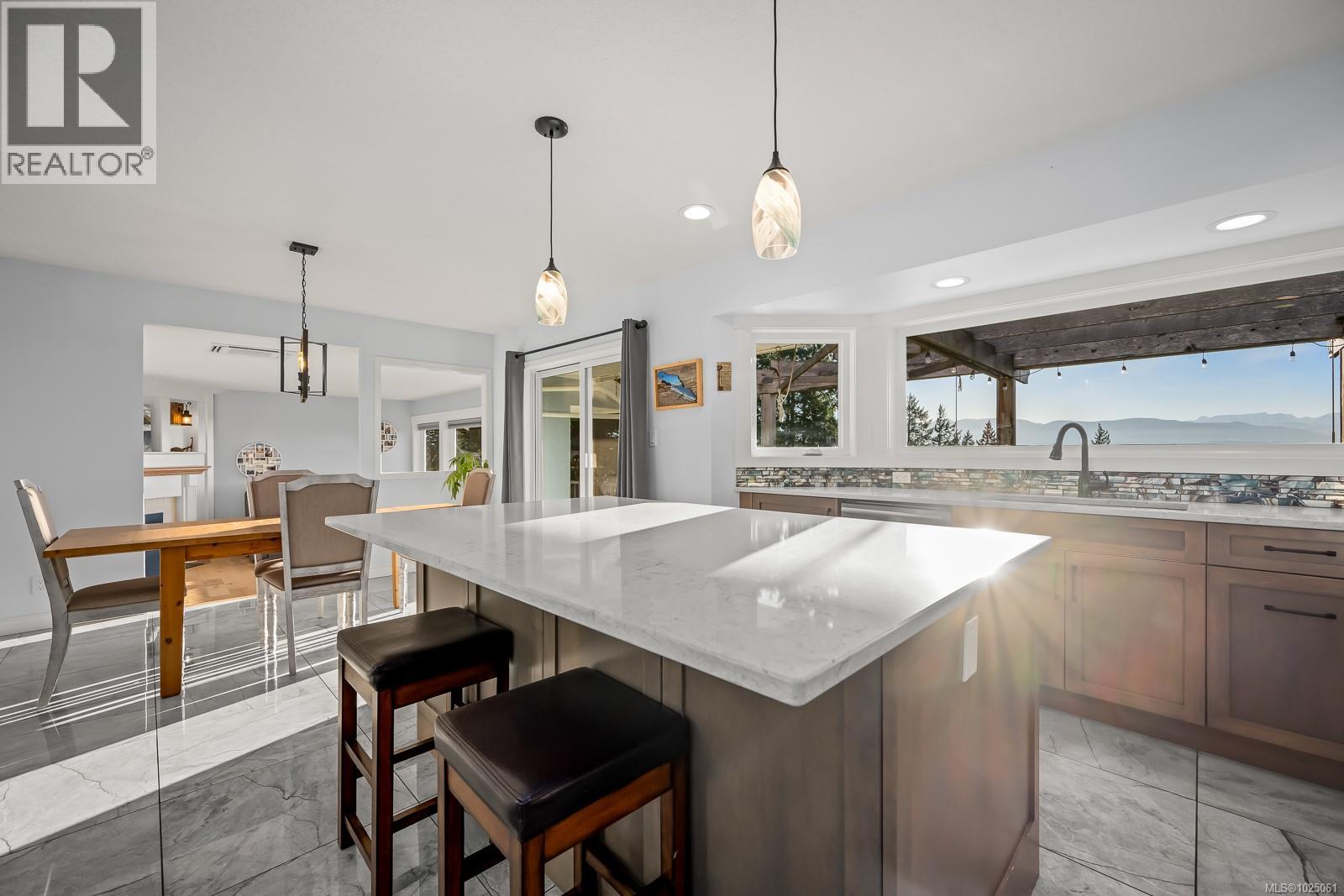 1179 Moore Rd, Comox, British Columbia  V9M 3X1 - Photo 11 - 1025061