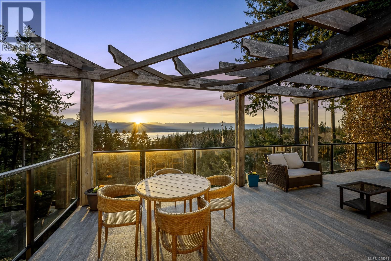 1179 Moore Rd, Comox, British Columbia  V9M 3X1 - Photo 4 - 1025061