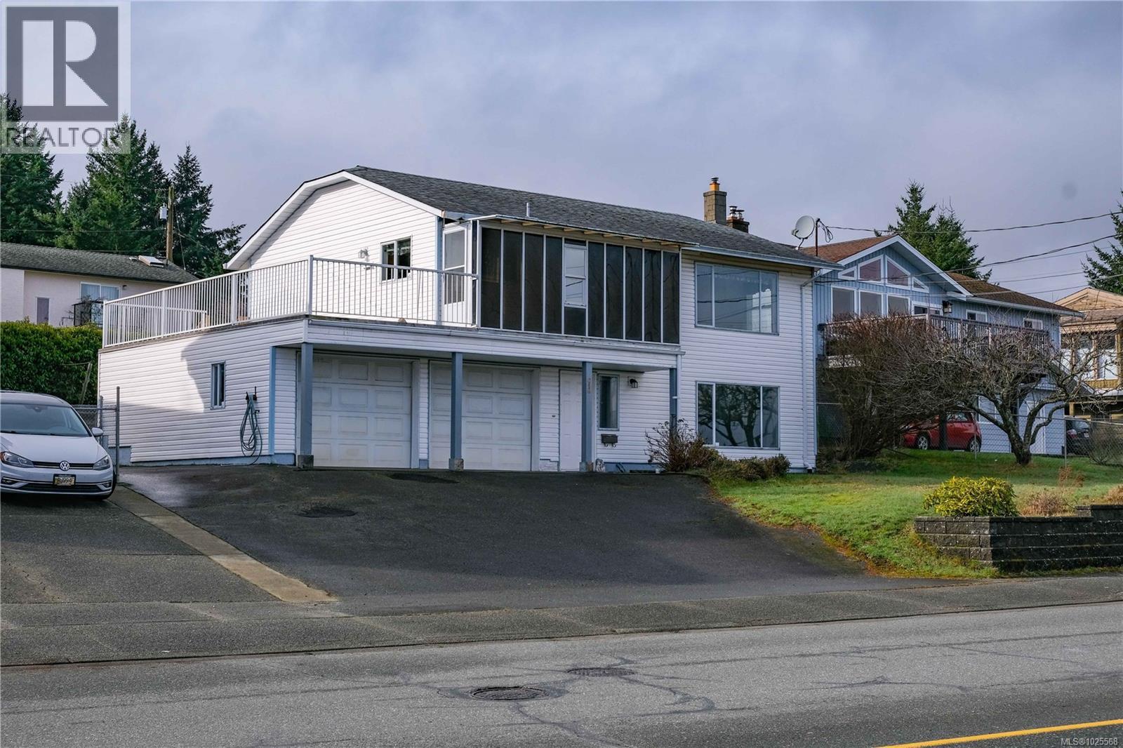 616 Alder St S, Campbell River, British Columbia  V9W 1Y9 - Photo 2 - 1025568