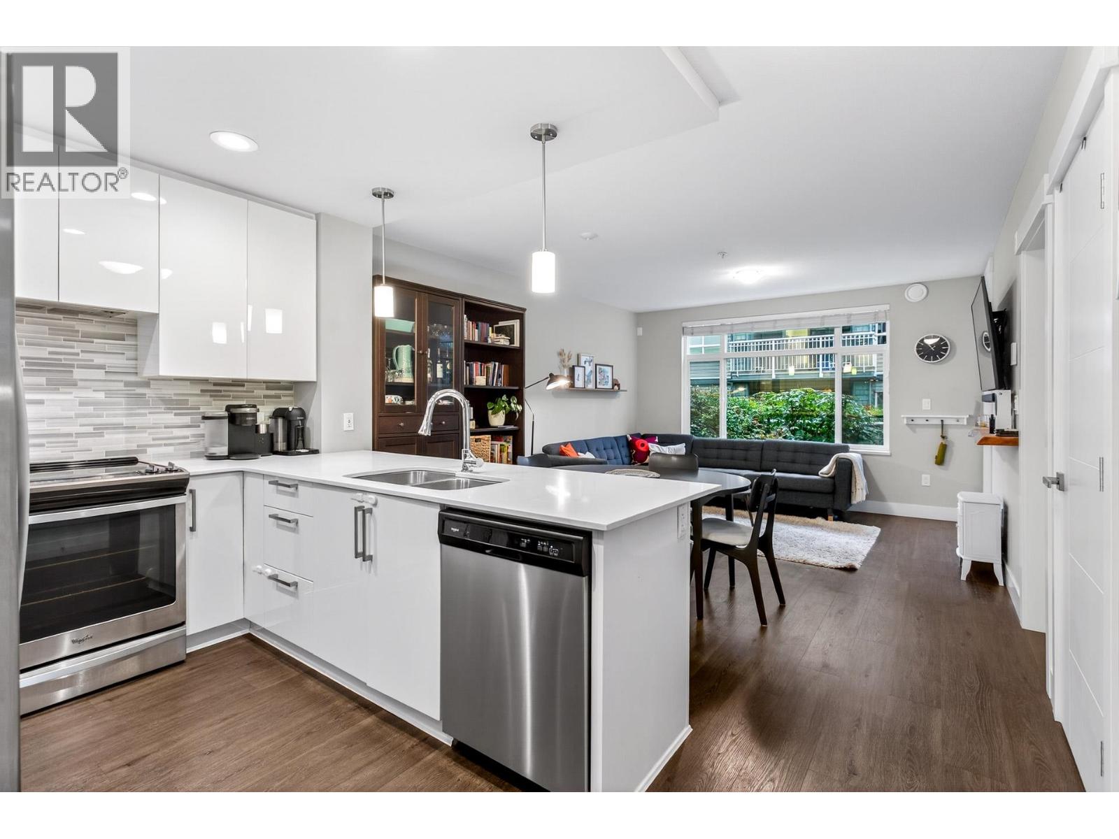 103 2465 Wilson Avenue, Port Coquitlam, British Columbia  V3C 0E6 - Photo 3 - R3088668