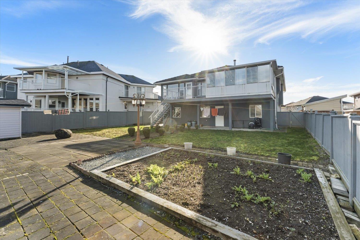 31301 Ridgeview Drive, Abbotsford, British Columbia  V2T 6N5 - Photo 33 - R3088090