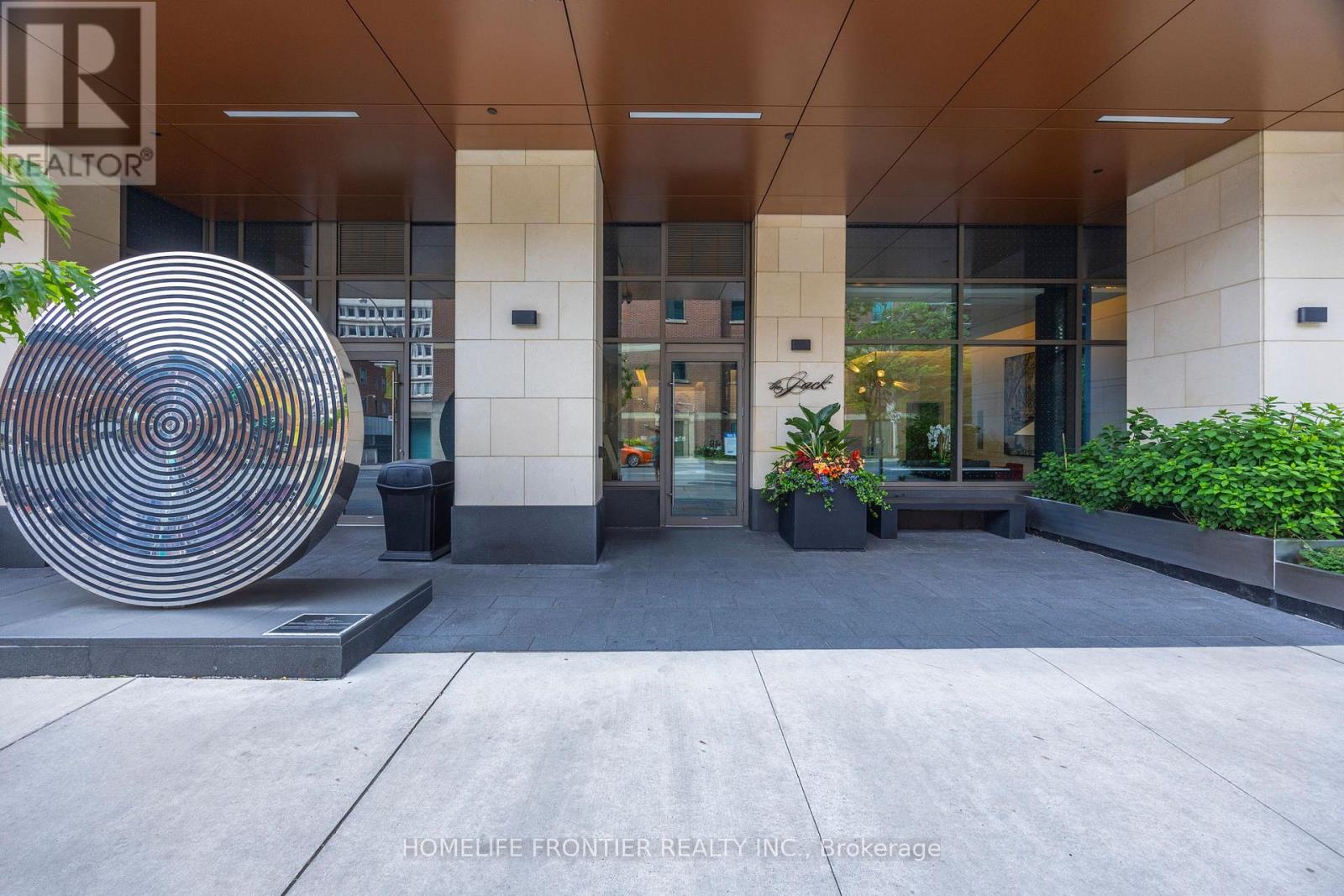 401 - 6 Jackes Avenue, Toronto, Ontario  M4T 0A5 - Photo 2 - C12774760