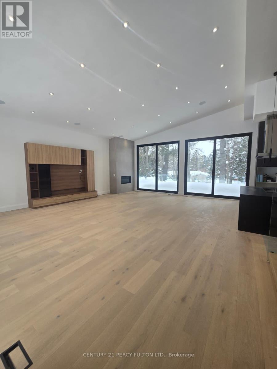 5 Robert Street, Sundridge, Ontario  P0A 1Z0 - Photo 2 - X12777100