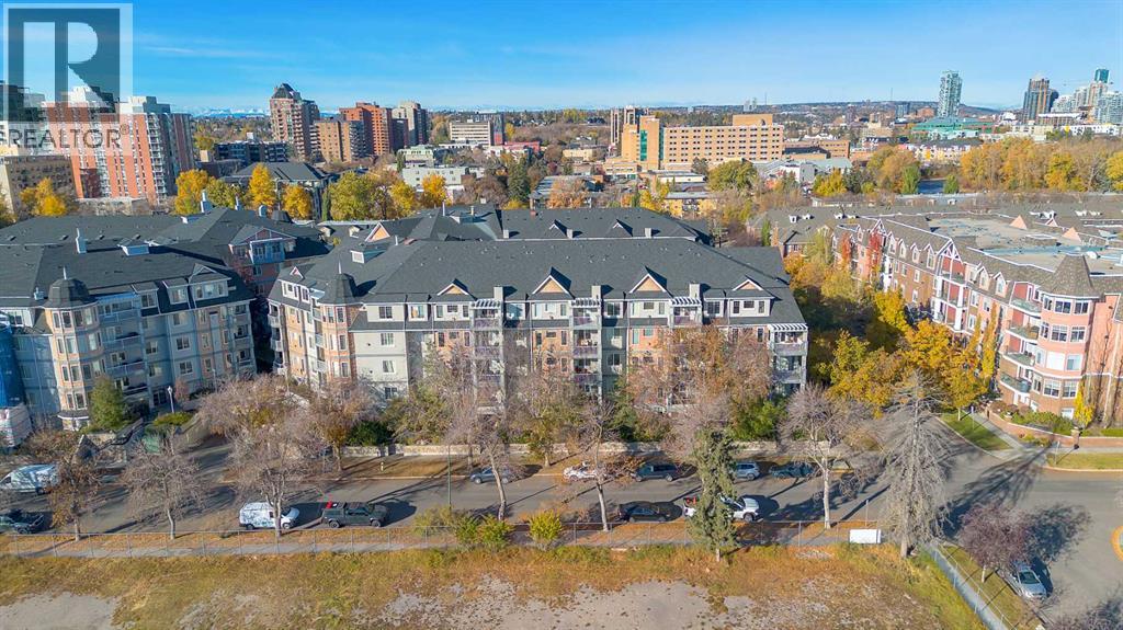 106, 2411 Erlton Road SW, Calgary, Alberta