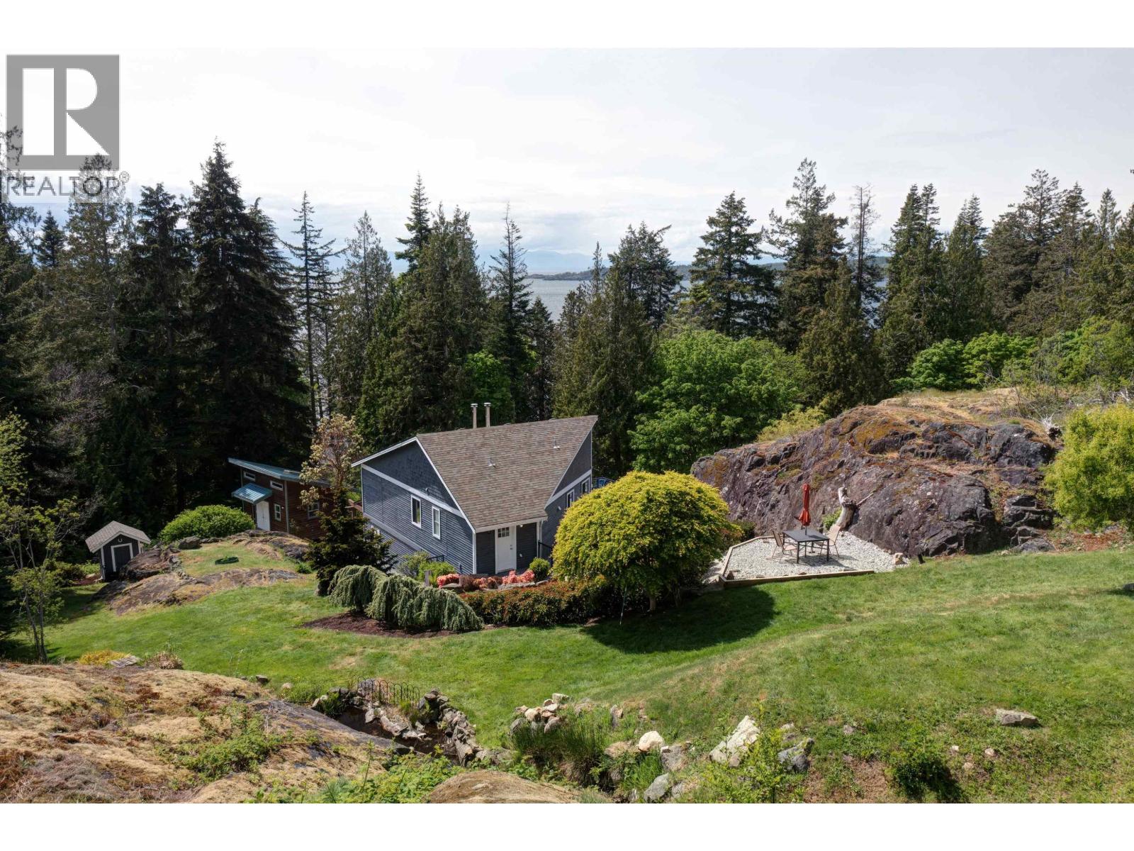 8362 Redrooffs Road, Halfmoon Bay, British Columbia  V7Z 1E5 - Photo 8 - R3088760