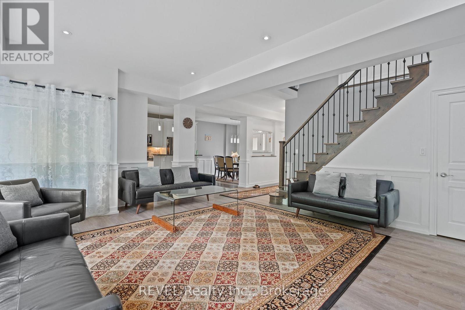 1018 Kerby Street, Fort Erie, Ontario  L2A 0B9 - Photo 4 - X12768086