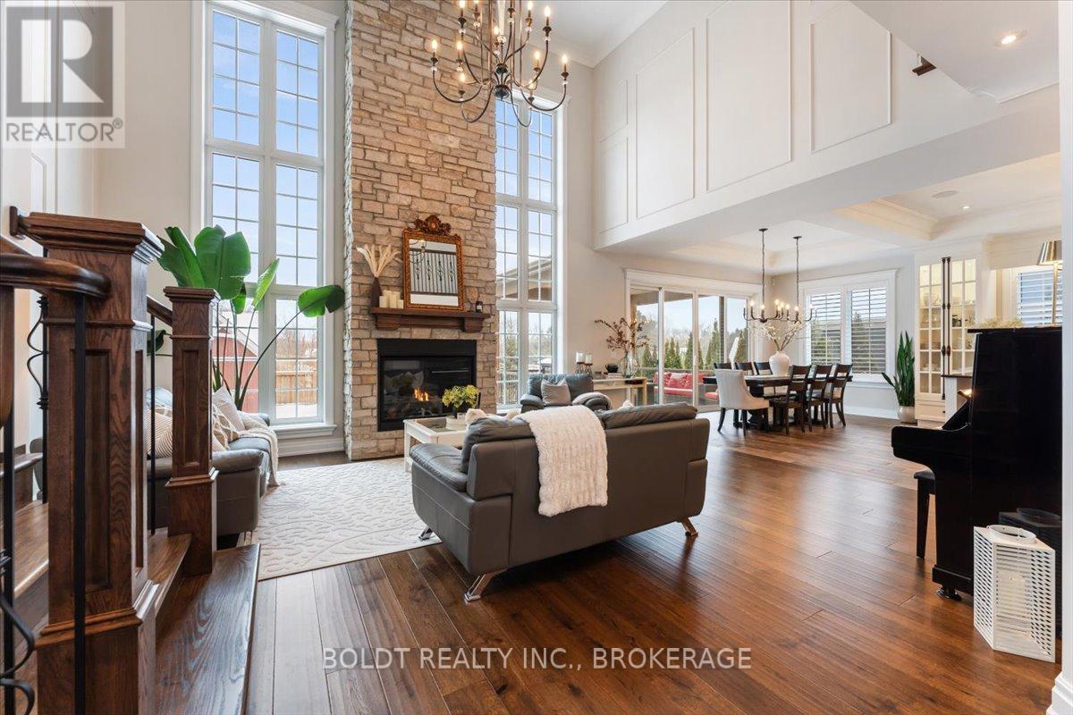 1107 Balfour Street, Pelham, Ontario  L0S 1C0 - Photo 2 - X12777836