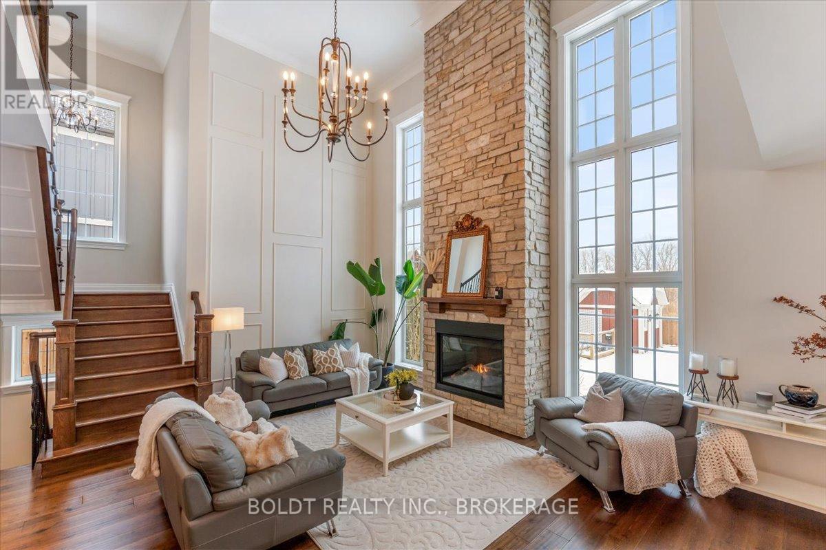 1107 Balfour Street, Pelham, Ontario  L0S 1C0 - Photo 3 - X12777836