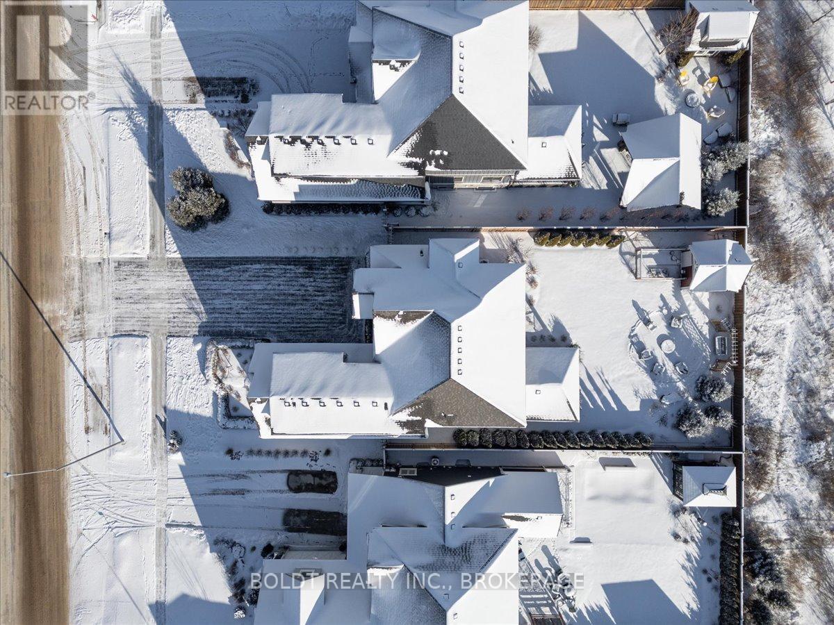 1107 Balfour Street, Pelham, Ontario  L0S 1C0 - Photo 38 - X12777836