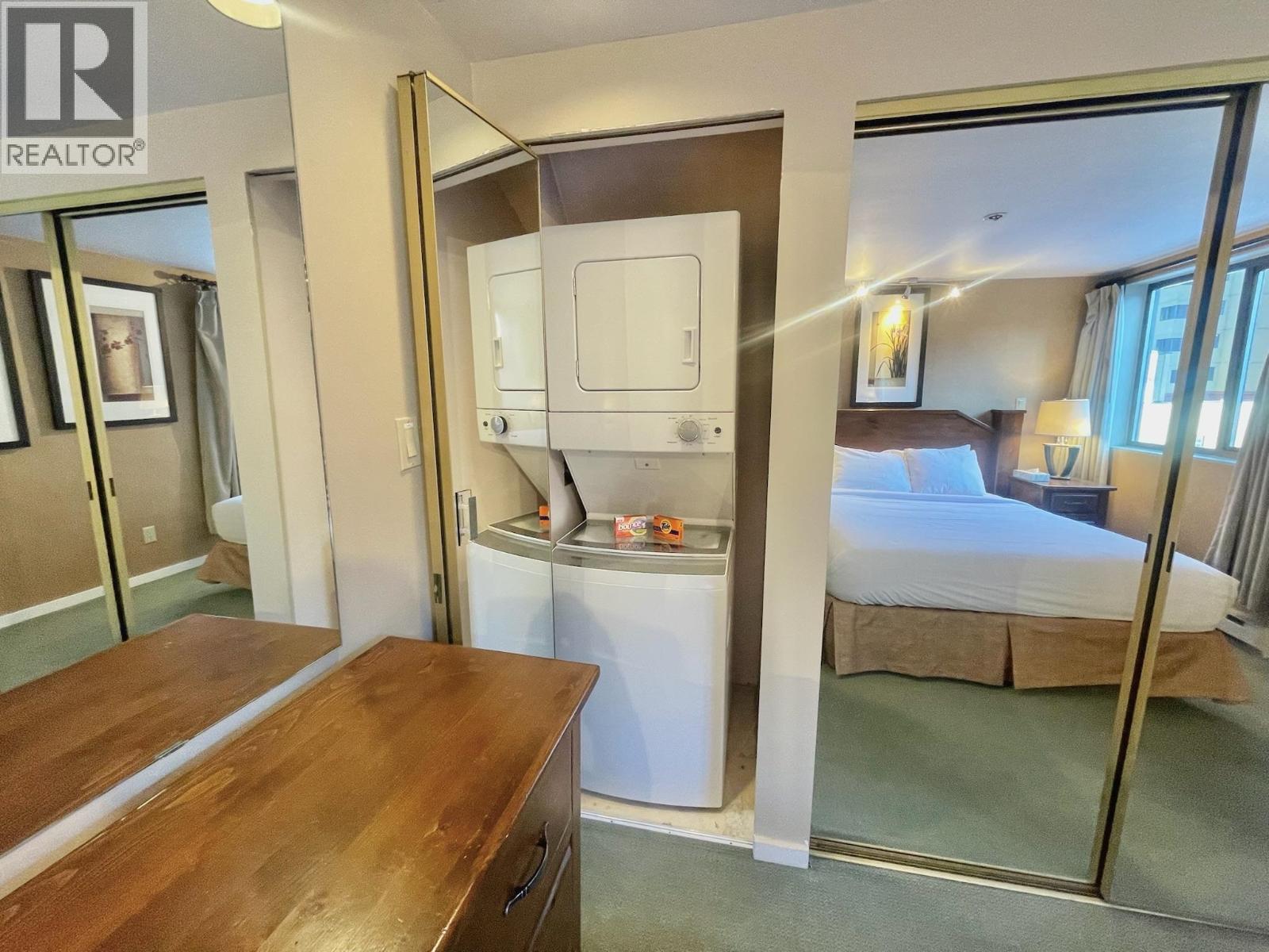 Week 13 906-4293 Mountain Square, Whistler, British Columbia  V8E 1B8 - Photo 11 - R3088820