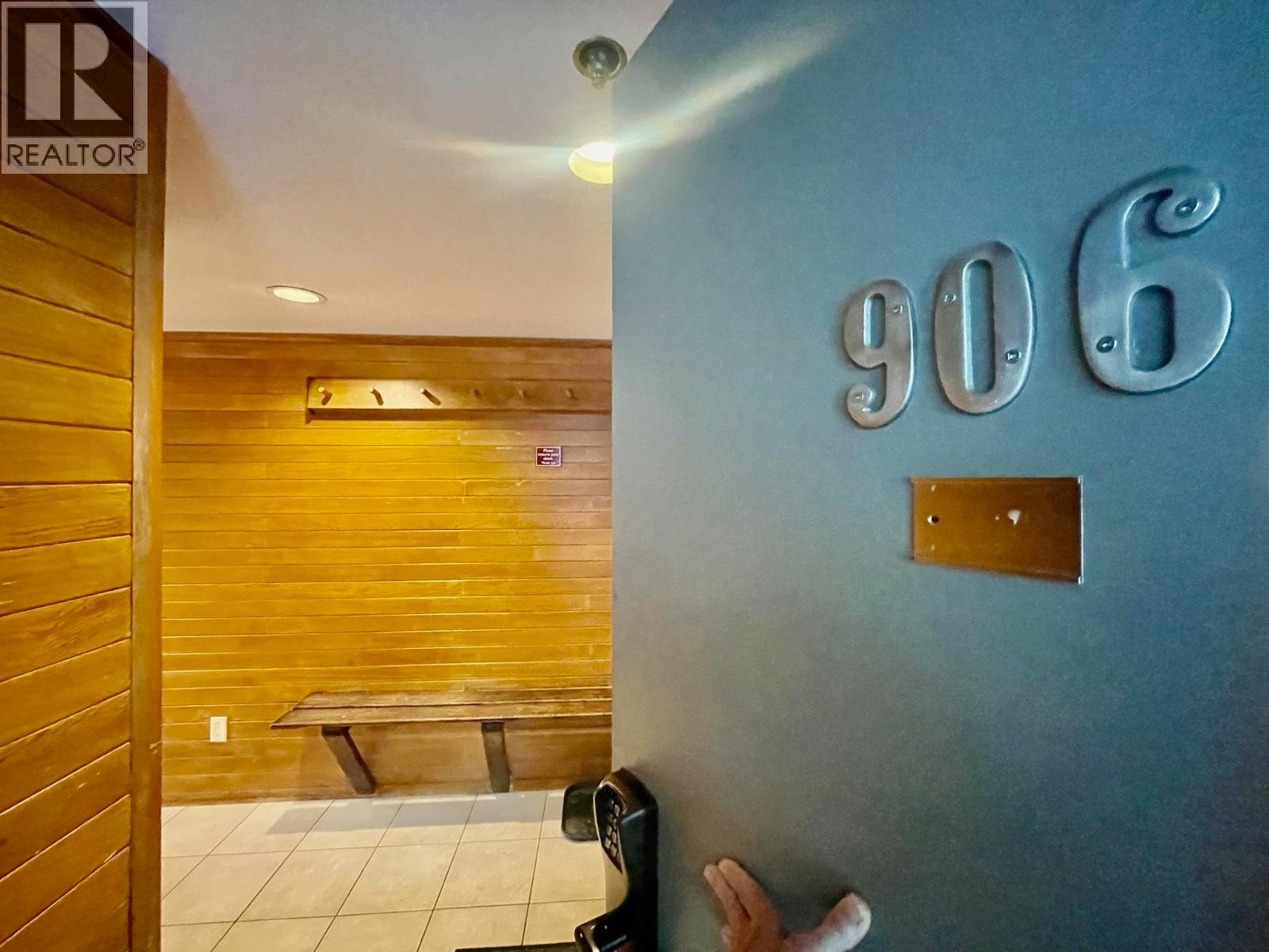 Week 13 906-4293 Mountain Square, Whistler, British Columbia  V8E 1B8 - Photo 19 - R3088820