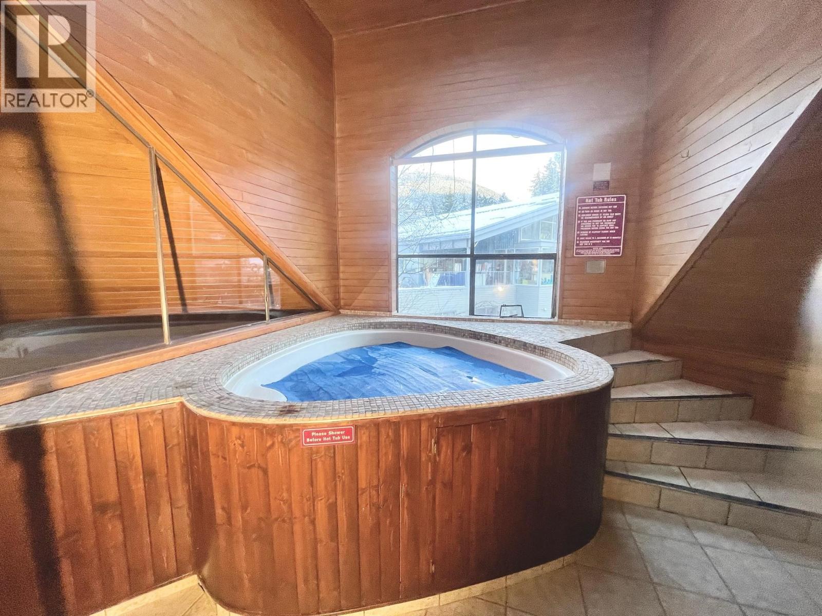 Week 13 906-4293 Mountain Square, Whistler, British Columbia  V8E 1B8 - Photo 21 - R3088820