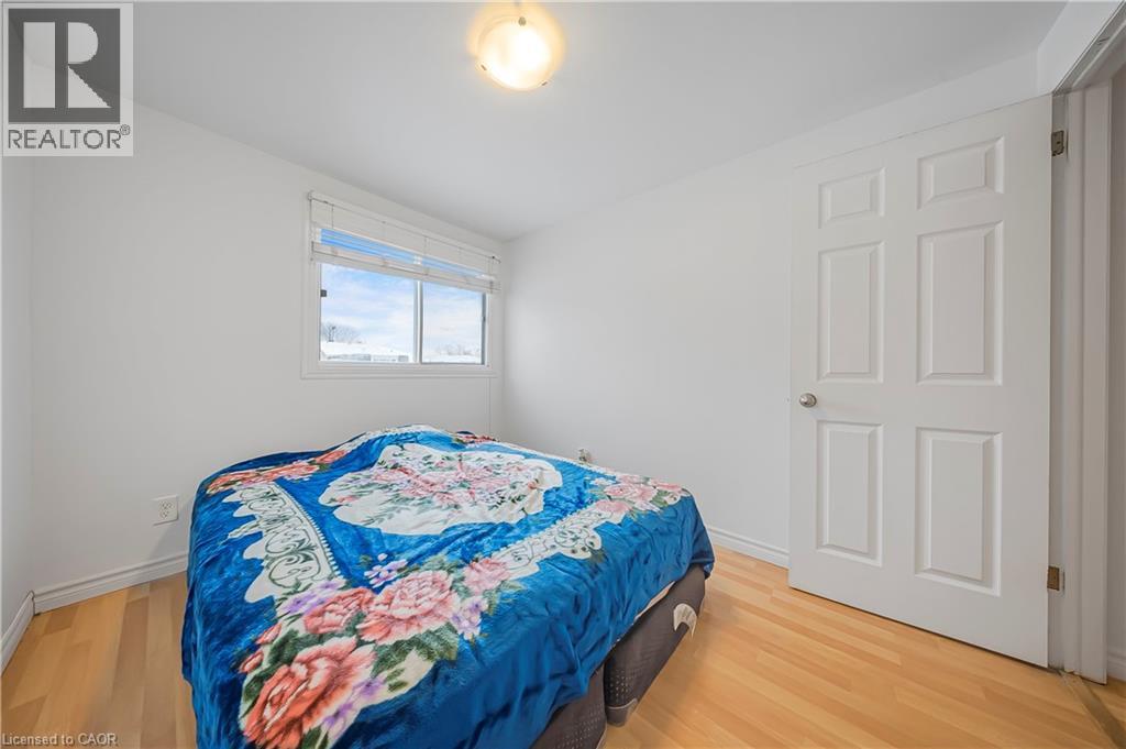 38 Hillbrook Crescent, Kitchener, Ontario  N2N 1J5 - Photo 17 - 40794889