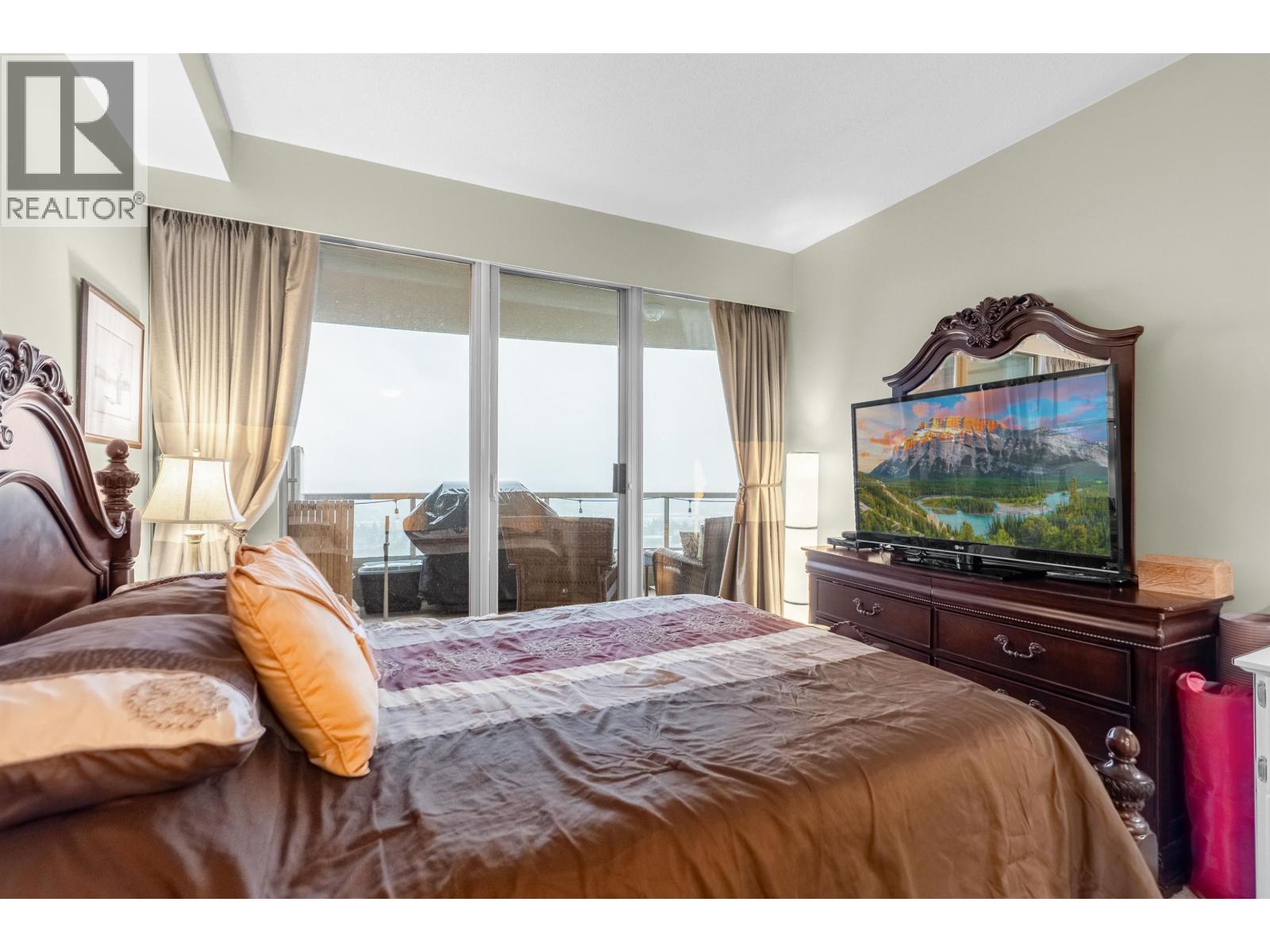 2401 6888 Station Hill Drive, Burnaby, British Columbia  V3N 4X5 - Photo 15 - R3087381