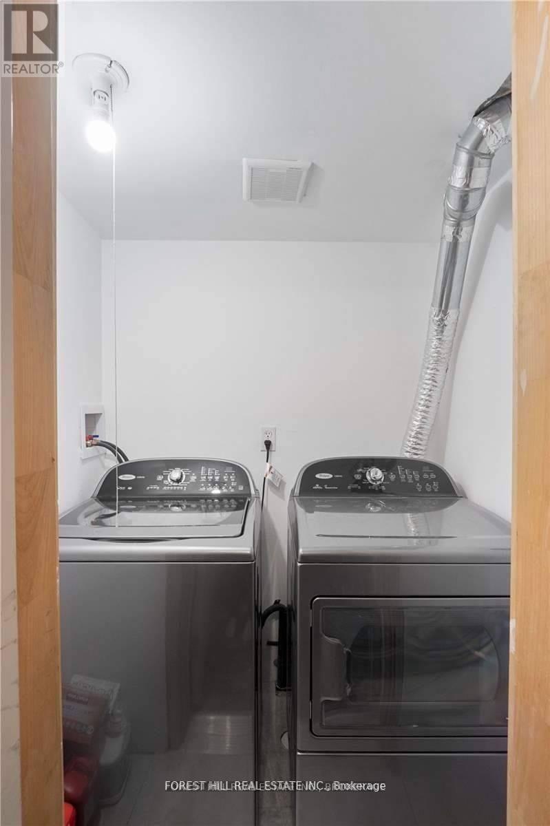 53 Noble Drive, Bradford West Gwillimbury, Ontario  L3Z 3A8 - Photo 12 - N12777820