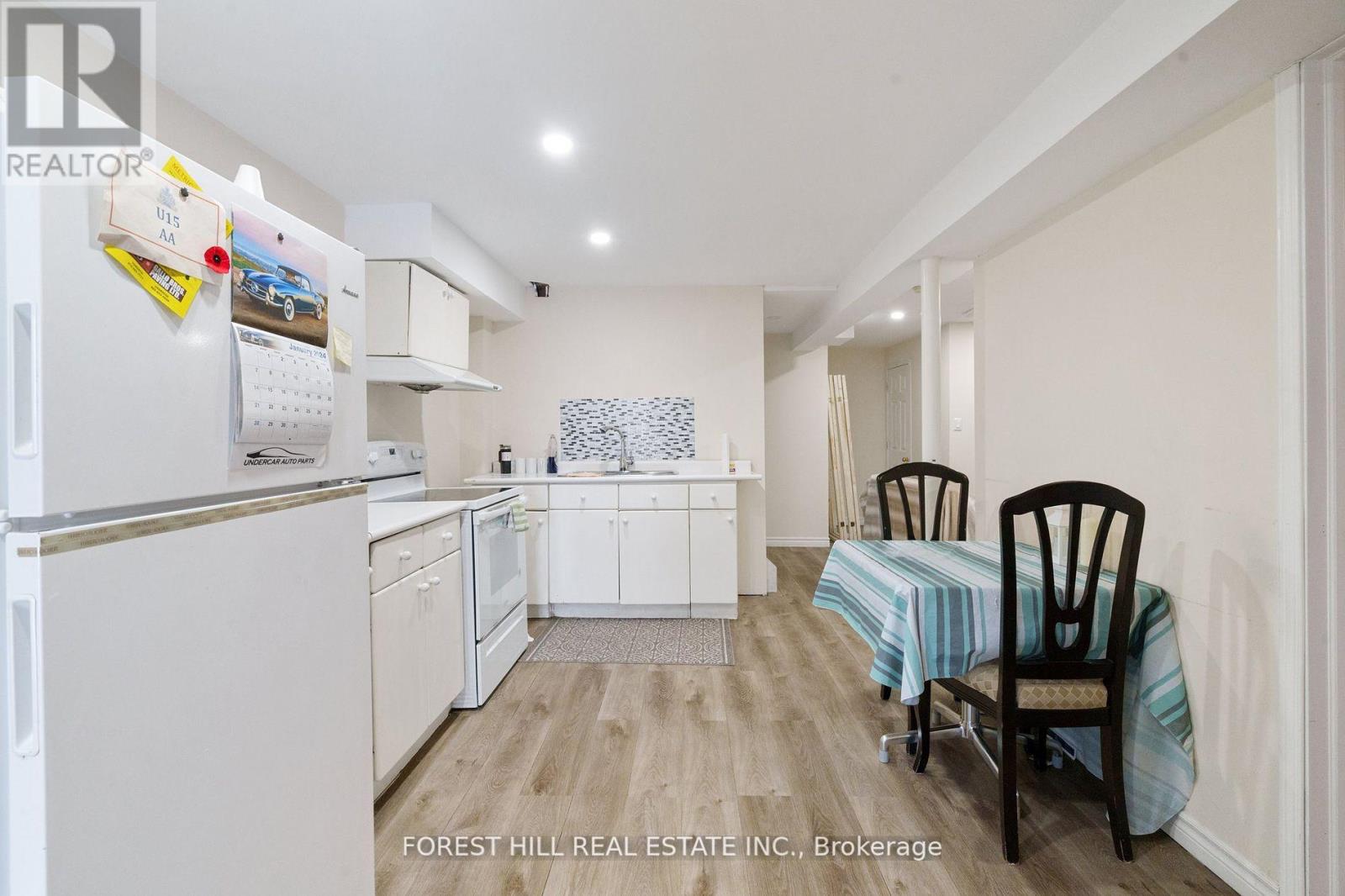 53 Noble Drive, Bradford West Gwillimbury, Ontario  L3Z 3A8 - Photo 2 - N12777820