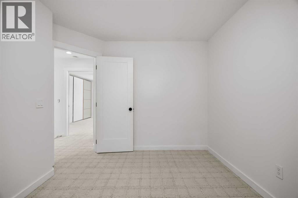 327 Canyon Close, Canmore, Alberta  T1W 1H4 - Photo 30 - A2264303