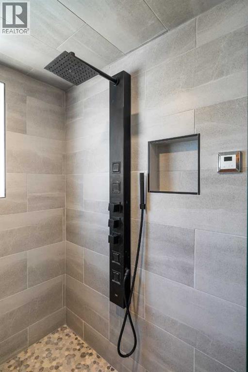 327 Canyon Close, Canmore, Alberta  T1W 1H4 - Photo 36 - A2264303