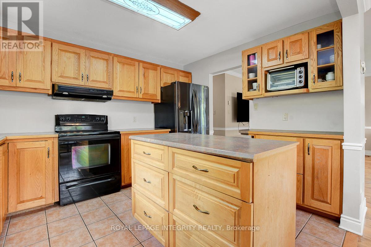 34 Bennett Street, Edwardsburgh/cardinal, Ontario  K0E 1X0 - Photo 12 - X12777890