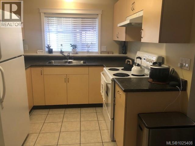 104 2766 Peatt Rd, Langford, British Columbia  V9B 3V3 - Photo 6 - 1025408