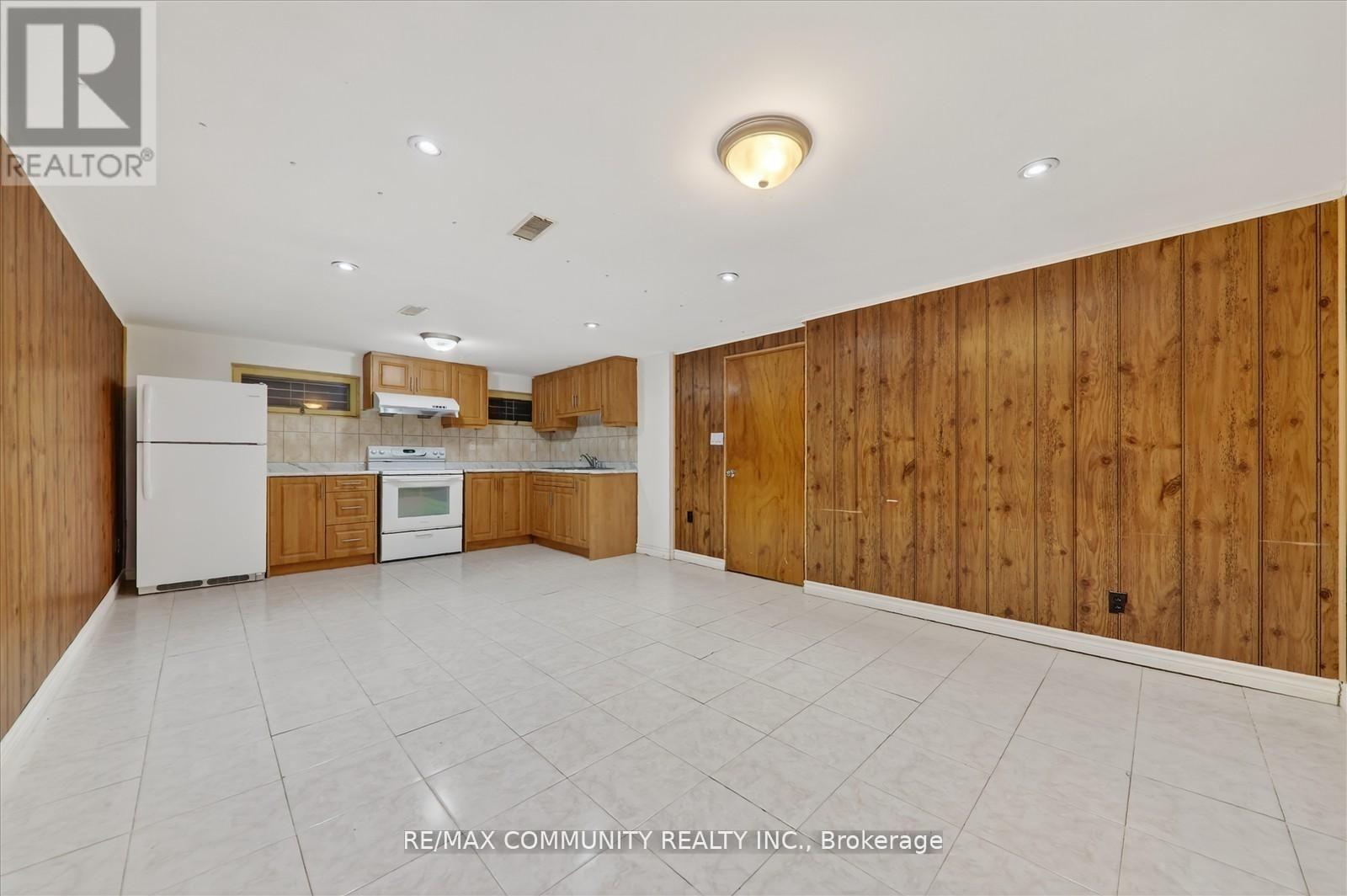 Lower - 14 Pineslope Crescent, Toronto, Ontario  M1E 4M4 - Photo 7 - E12777872