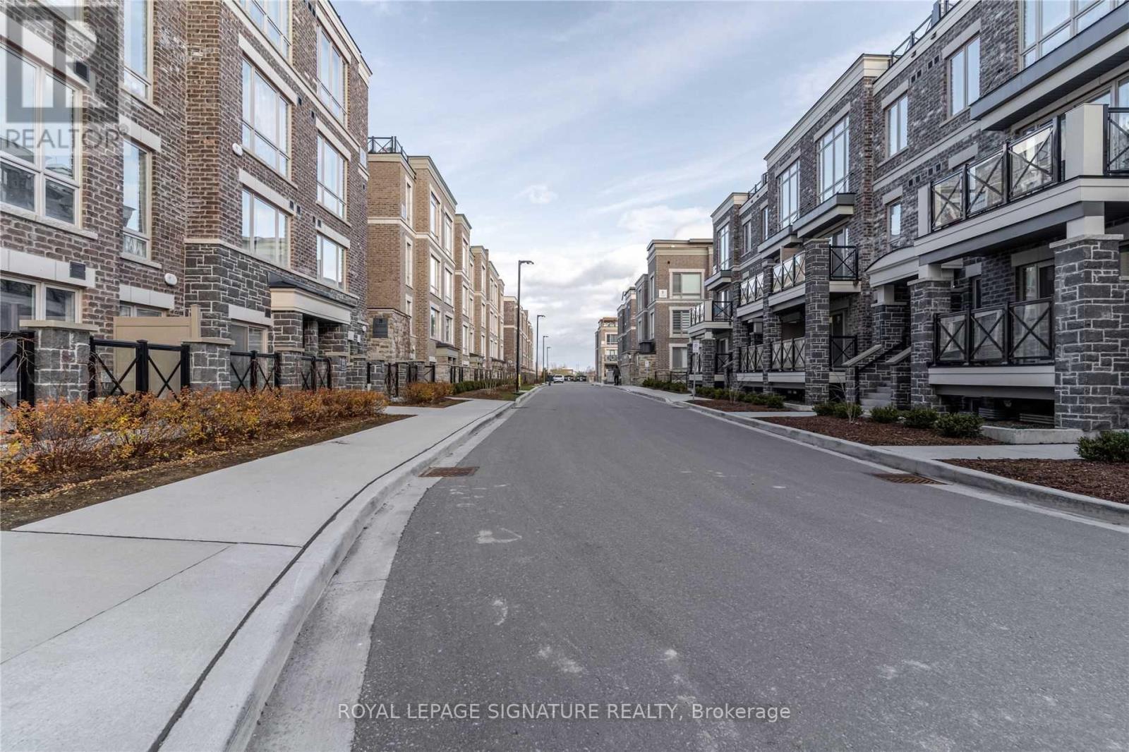 2324 - 20 Westmeath Lane, Markham, Ontario  L6B 1N5 - Photo 13 - N12777842