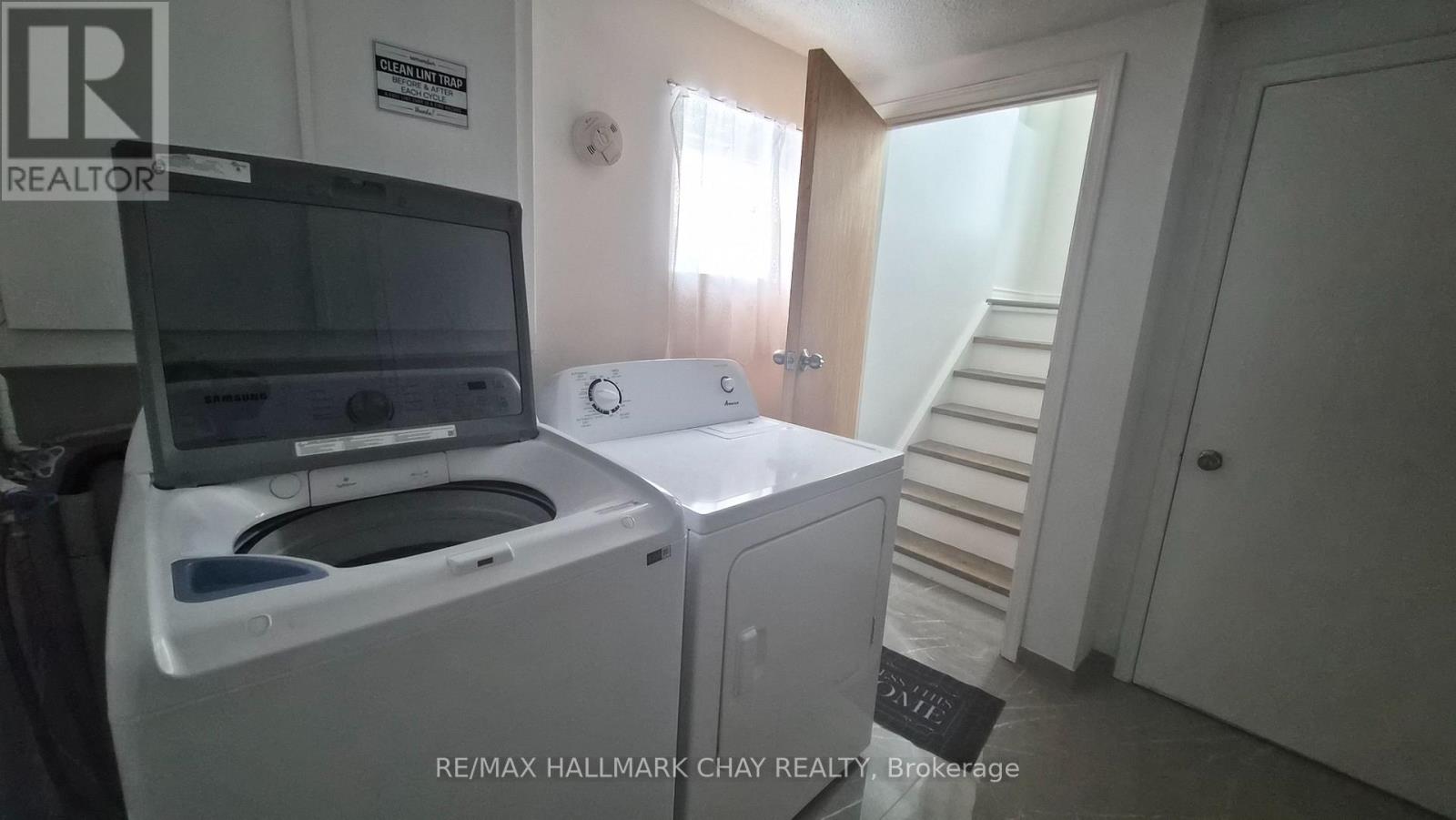 Upper - 48 Porritt Street, Barrie, Ontario  L4N 6Y3 - Photo 27 - S12777884