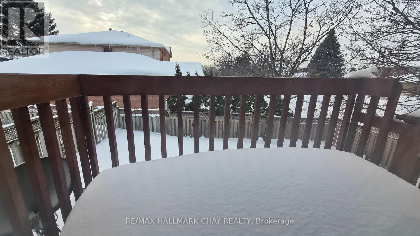 Upper - 48 Porritt Street, Barrie, Ontario  L4N 6Y3 - Photo 4 - S12777884