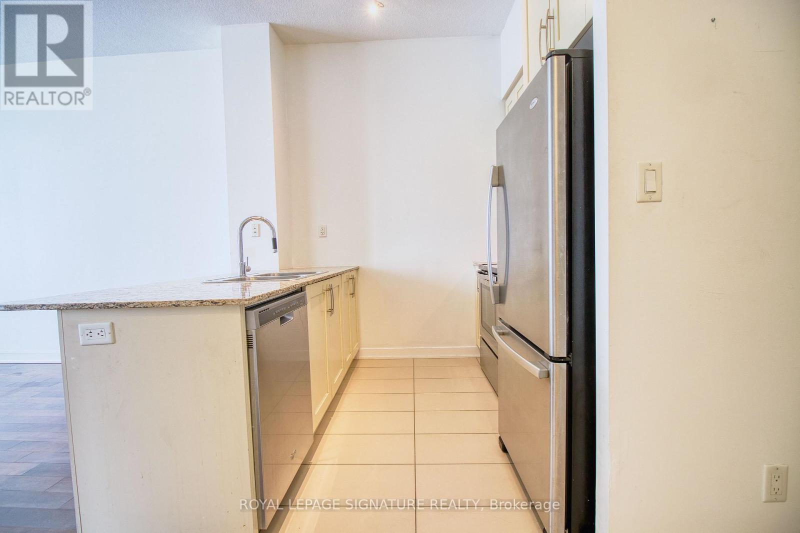 507 - 4065 Brickstone Mews, Mississauga, Ontario  L5B 0G3 - Photo 7 - W12777856