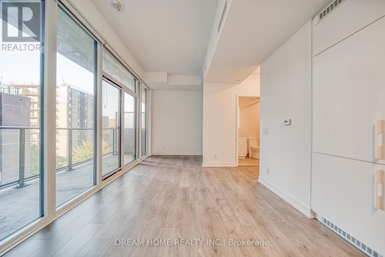 416 - 270 Dufferin Street, Toronto, Ontario  M6K 0H8 - Photo 14 - W12777874