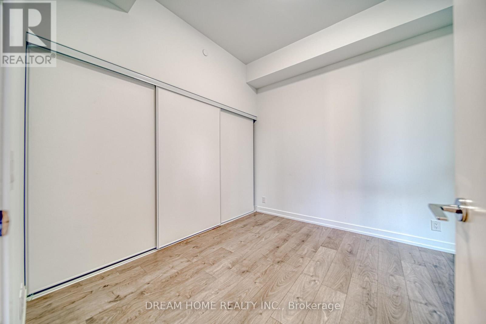 416 - 270 Dufferin Street, Toronto, Ontario  M6K 0H8 - Photo 20 - W12777874