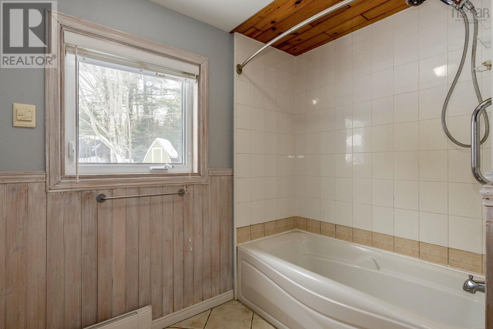 183 Lakewood Drive, Shortts Lake, Nova Scotia  B2N 1C0 - Photo 21 - 202602170