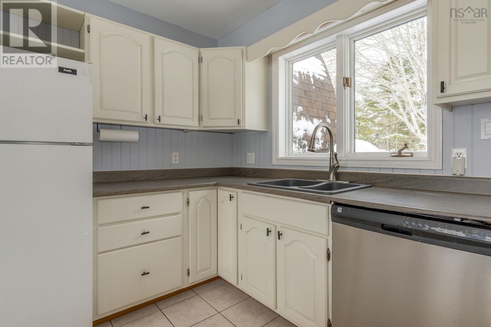 183 Lakewood Drive, Shortts Lake, Nova Scotia  B2N 1C0 - Photo 9 - 202602170