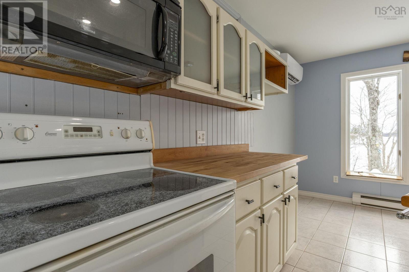 183 Lakewood Drive, Shortts Lake, Nova Scotia  B2N 1C0 - Photo 8 - 202602170