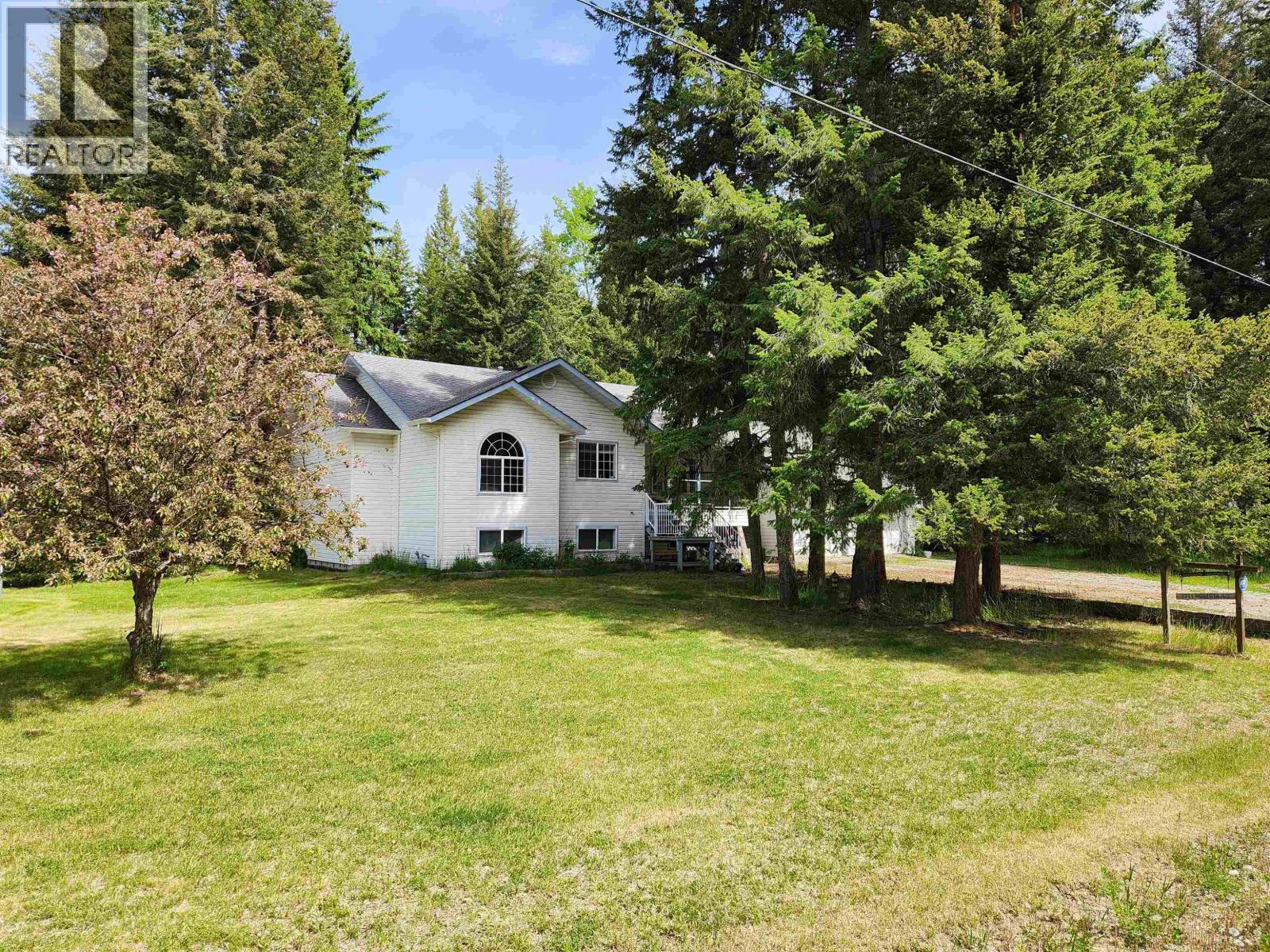 2711 ROBERTA ROAD, Quesnel, British Columbia