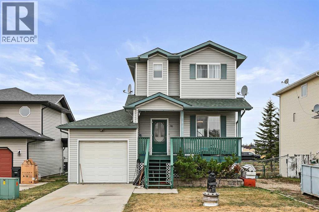 30 Meadowpark Place, Carstairs, Alberta