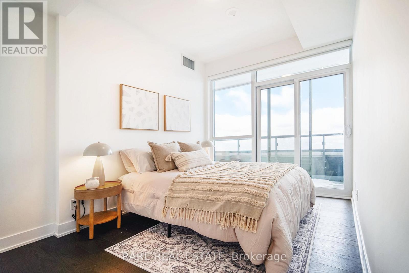 2009 - 181 Bedford Road, Toronto, Ontario  M5R 0C2 - Photo 14 - C12775682