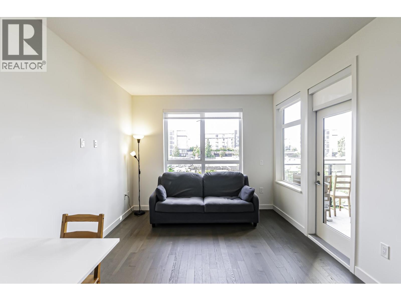 Listing Picture 11 of 26 : 223 4033 MAY DRIVE, Richmond / 烈治文 - 魯藝地產 Yvonne Lu Group - MLS Medallion Club Member