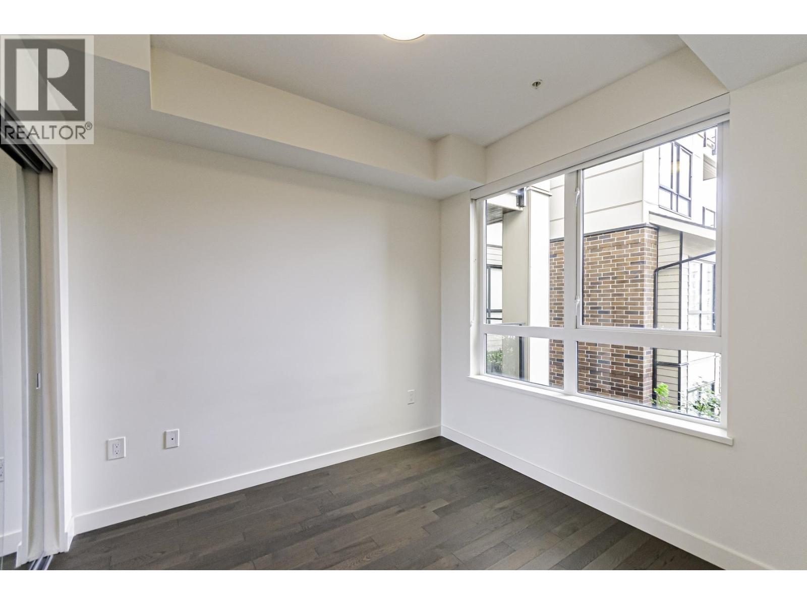 Listing Picture 19 of 26 : 223 4033 MAY DRIVE, Richmond / 烈治文 - 魯藝地產 Yvonne Lu Group - MLS Medallion Club Member