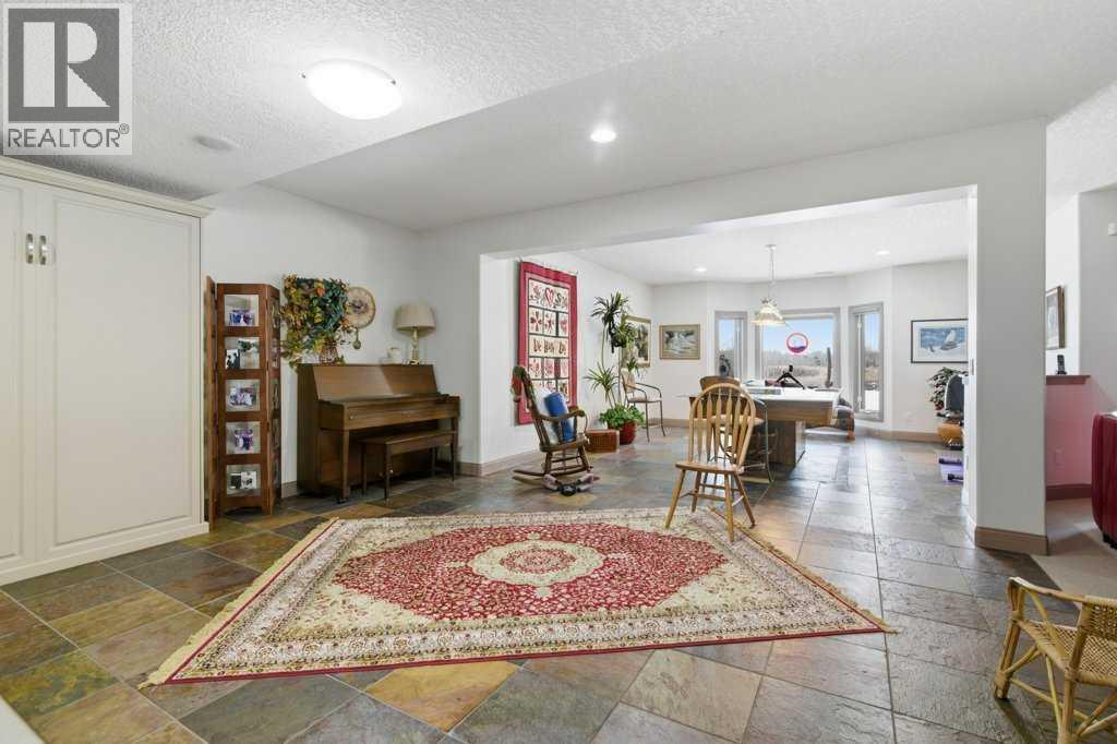 64 Church Ranches Boulevard, Rural Rocky View County, Alberta  T3R 1B1 - Photo 29 - A2284097