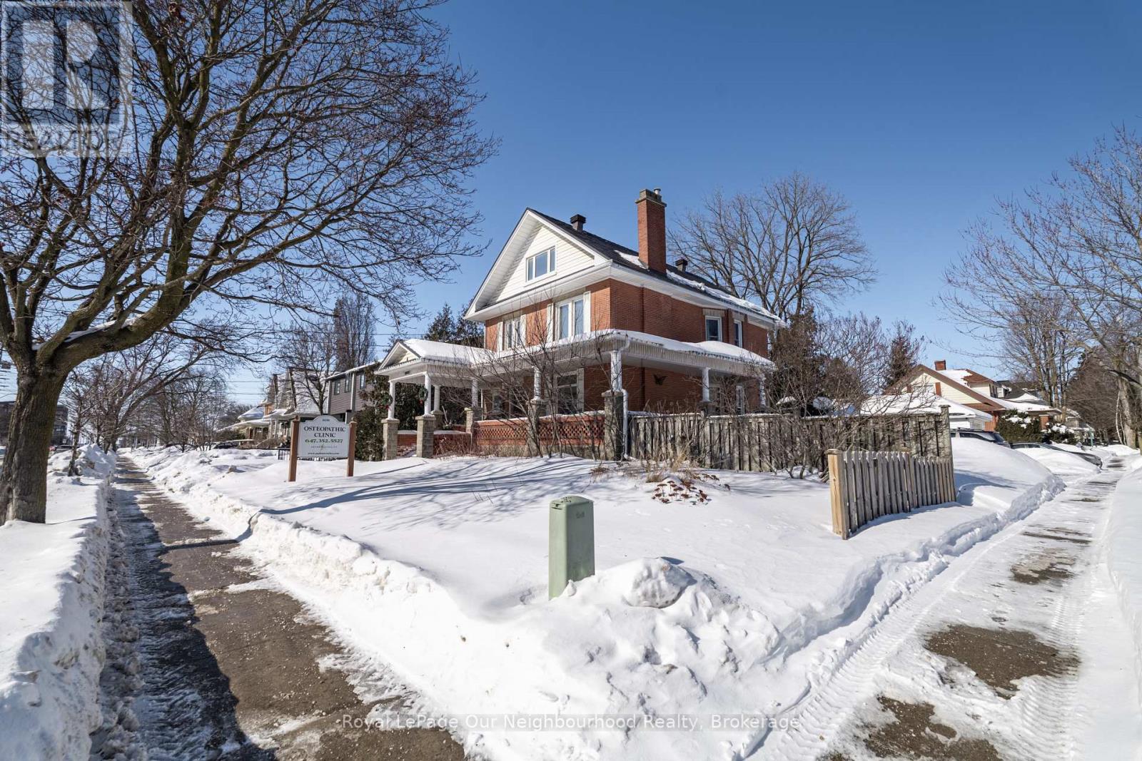 6038 Main Street, Whitchurch-Stouffville, Ontario  L4A 1B8 - Photo 2 - N12777908