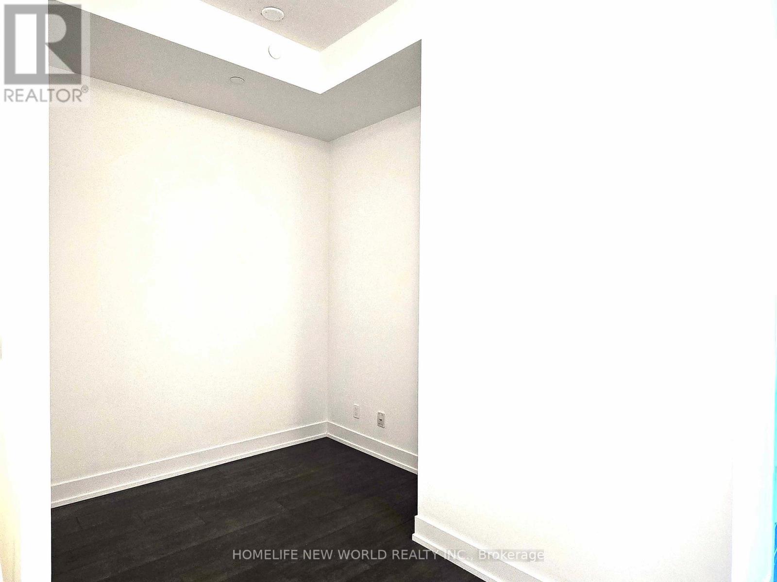 731 - 9471 Yonge Street, Richmond Hill, Ontario  L4C 0Z5 - Photo 10 - N12777916