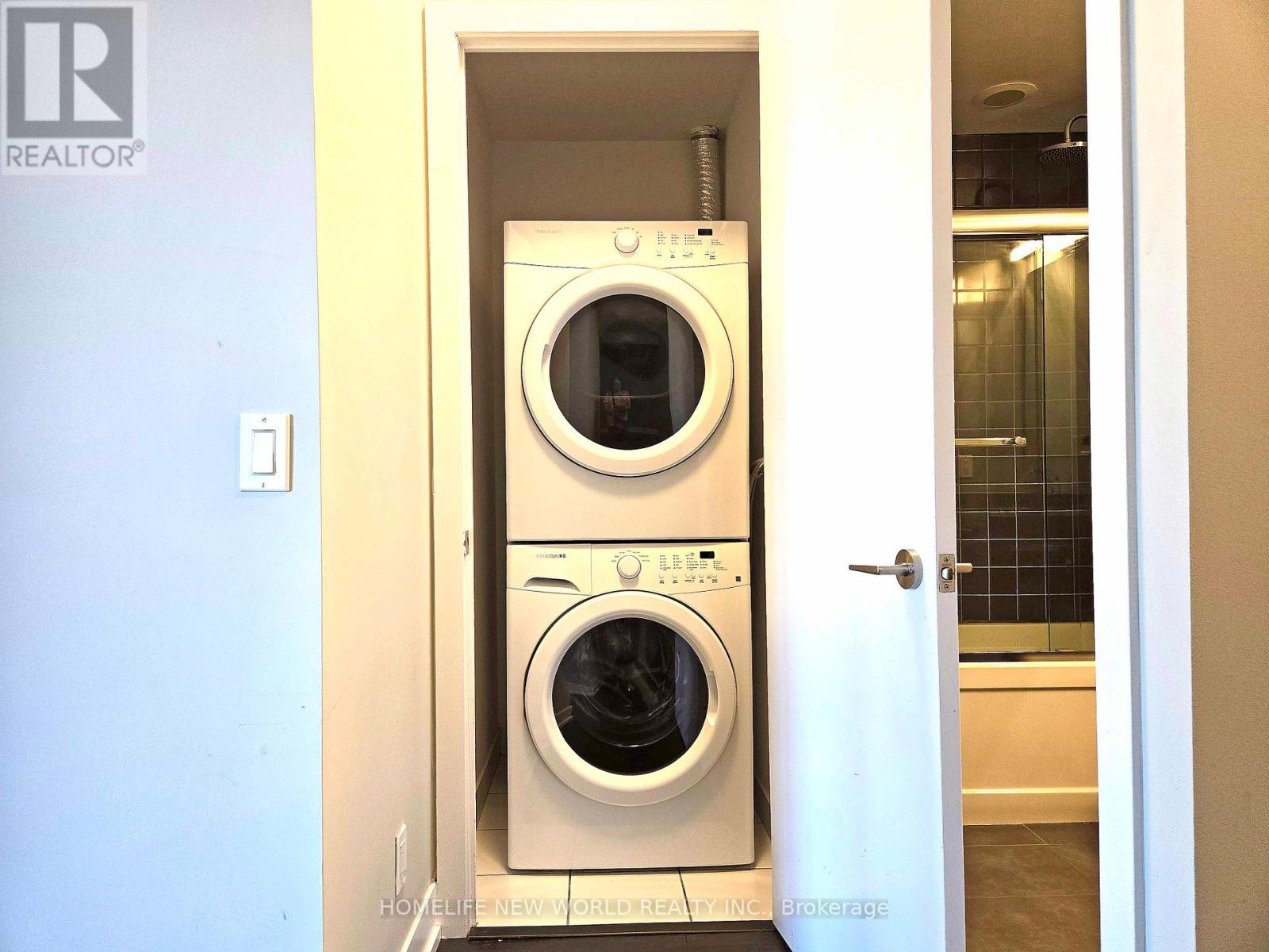 731 - 9471 Yonge Street, Richmond Hill, Ontario  L4C 0Z5 - Photo 13 - N12777916