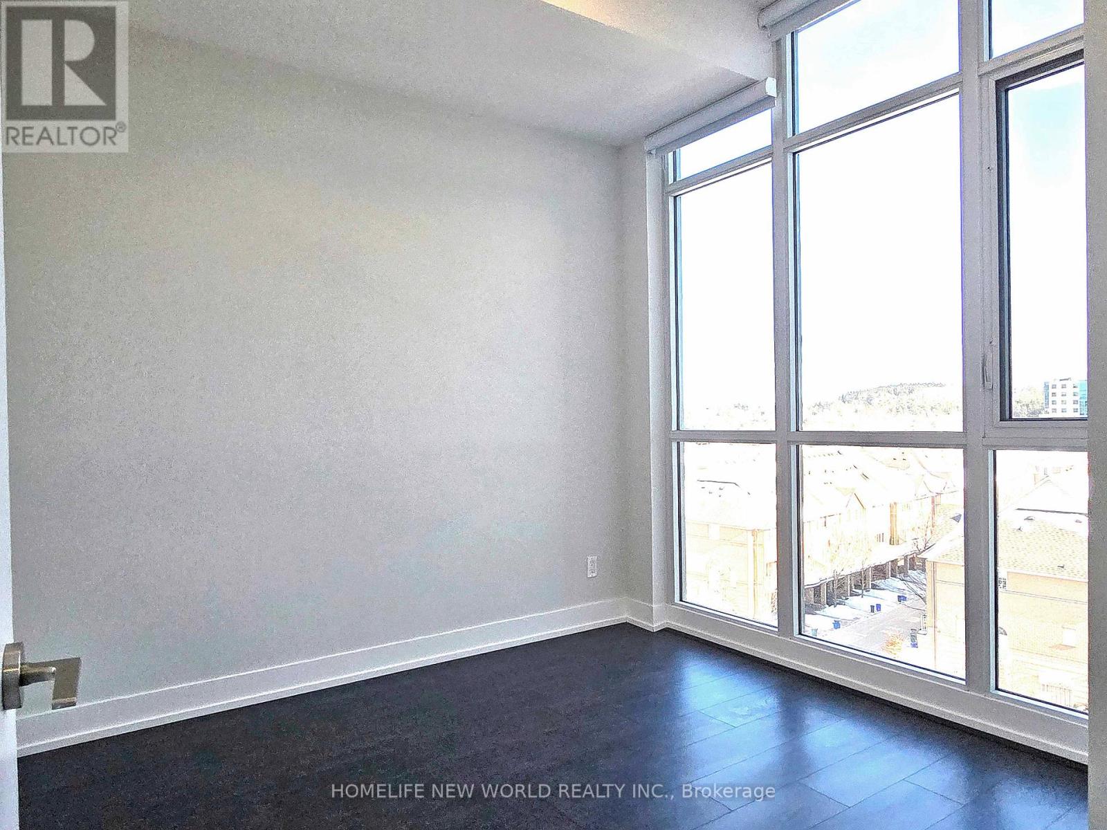 731 - 9471 Yonge Street, Richmond Hill, Ontario  L4C 0Z5 - Photo 8 - N12777916