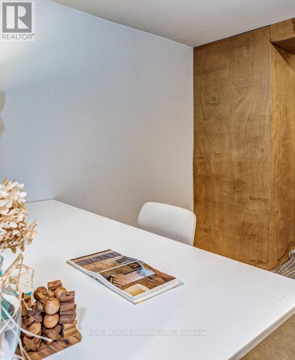 329 Manning Avenue, Toronto, Ontario  M6J 2K8 - Photo 12 - C12777730